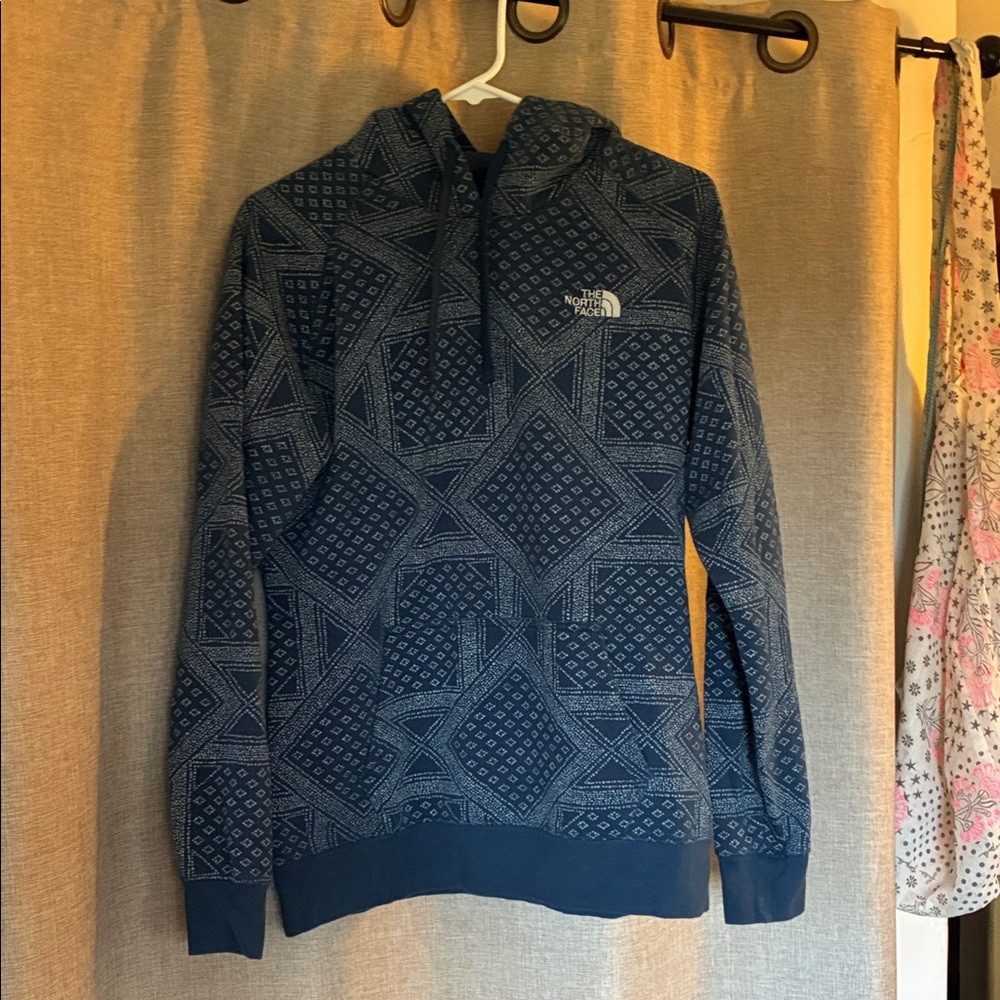 The North Face Men's Navy Geometric Sweater